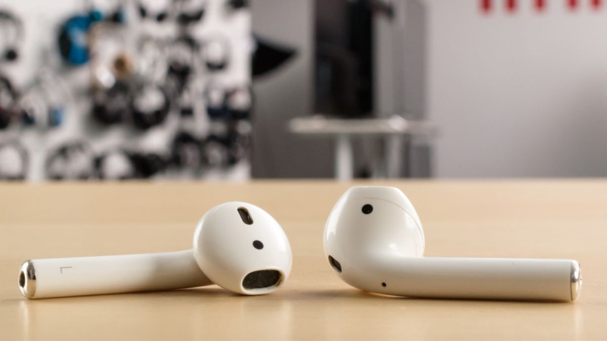 Apple AirPods 1st Gen : A Detailed Review airpods 1st generation