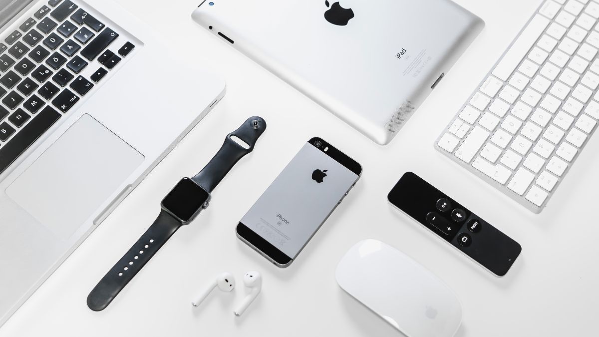 The Evolution of Apple: From Garage to Tech Giant evolution of apple